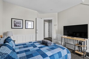 1 habitación, tabla de planchar con plancha, wifi y ropa de cama 