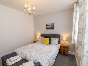 2 bedrooms, individually decorated, individually furnished, free WiFi