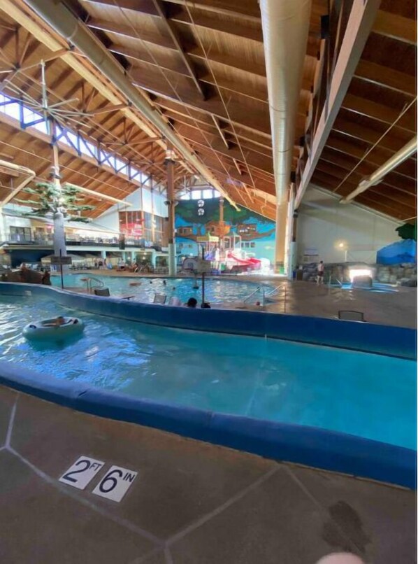 Pool - Charming 4 Bd/3.5 bath Cabin Upper and Lower Level-separate units one building (Warrens)