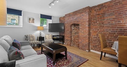 Stylish & Historic walk down in best DT location