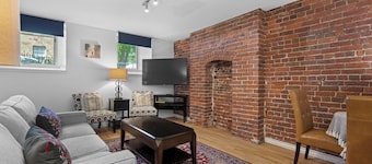 Stylish & Historic walk down in best DT location