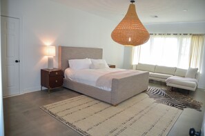 3 soverom, strykejern/-brett, wi-fi og sengetøy