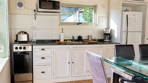 Basic Cabin | Private kitchen - Odella Casas de Montaña Vallecitos (Potrerillos)
