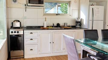 Basic Cabin | Private kitchen