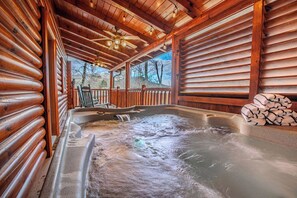 Tina de hidromasaje interior