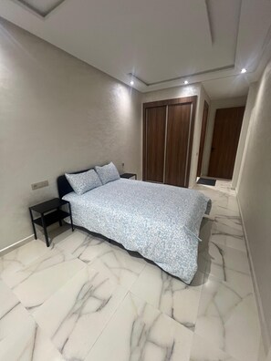 3 bedrooms, free WiFi, bed sheets