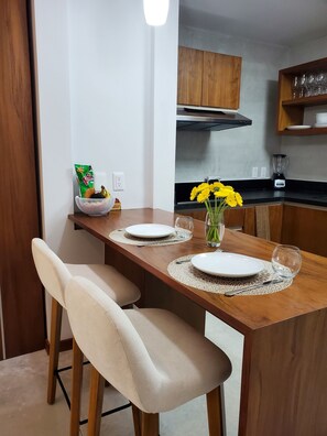 Dining - Oceanview Rooftop + Walk to Beach & 5th Ave (Playa del Carmen)