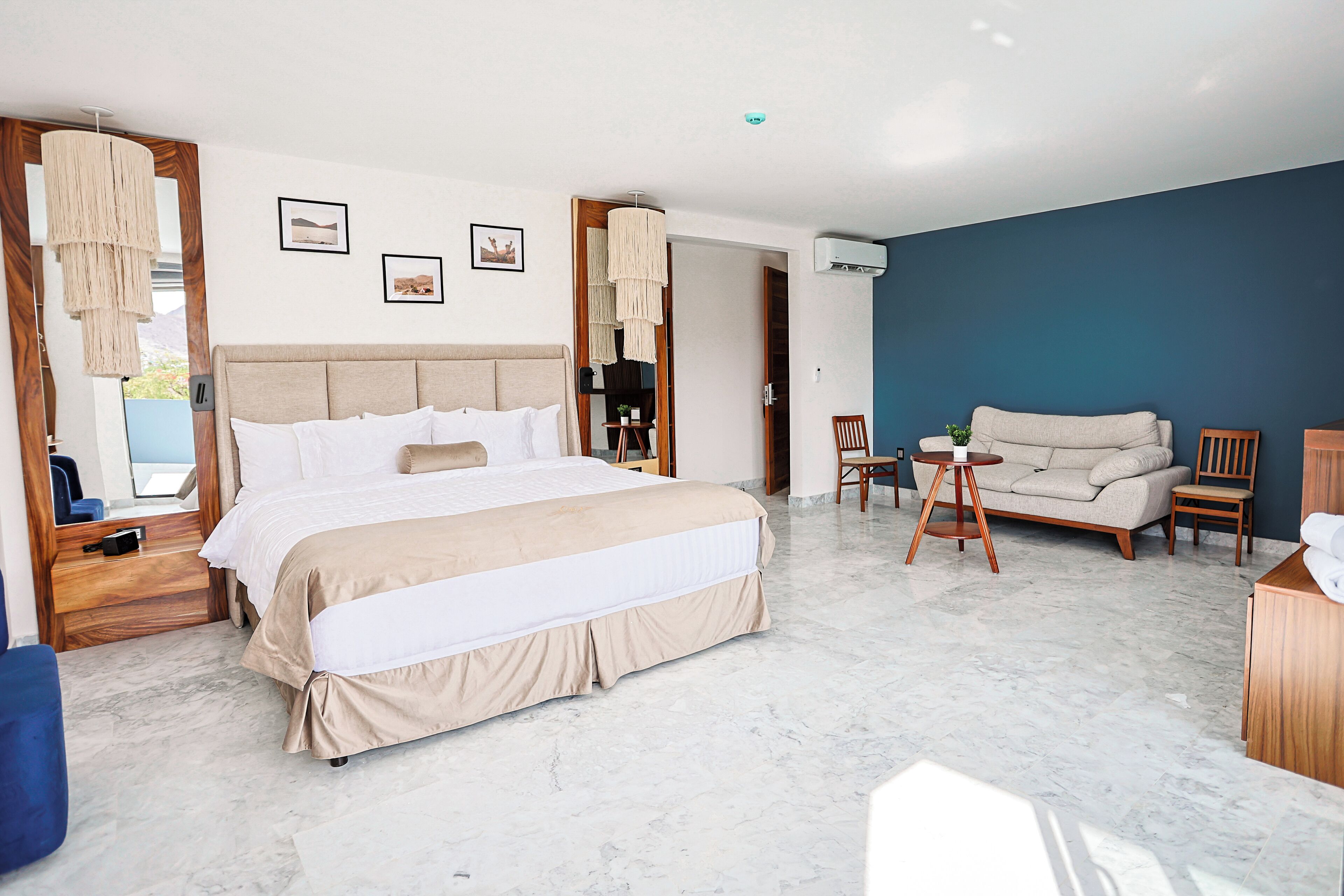 Coffres-forts dans les chambres, rideaux occultants, Wi-Fi gratuit