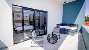 Luxury Single Room | Terrace/patio - Hotel Guiant (Santa María del Río)
