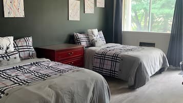 Standard Quadruple Room | 1 bedroom, Egyptian cotton sheets, premium bedding, down comforters