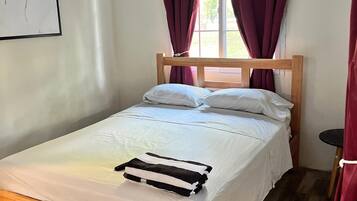 2 bedrooms, bed sheets