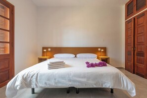 3 bedrooms, laptop workspace, iron/ironing board - Cozy Getaway in Mogan's Countryside (Mogan)