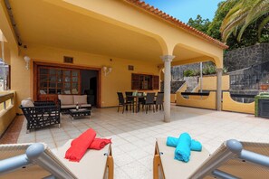 House | Balcony - Cozy Getaway in Mogan's Countryside (Mogan)