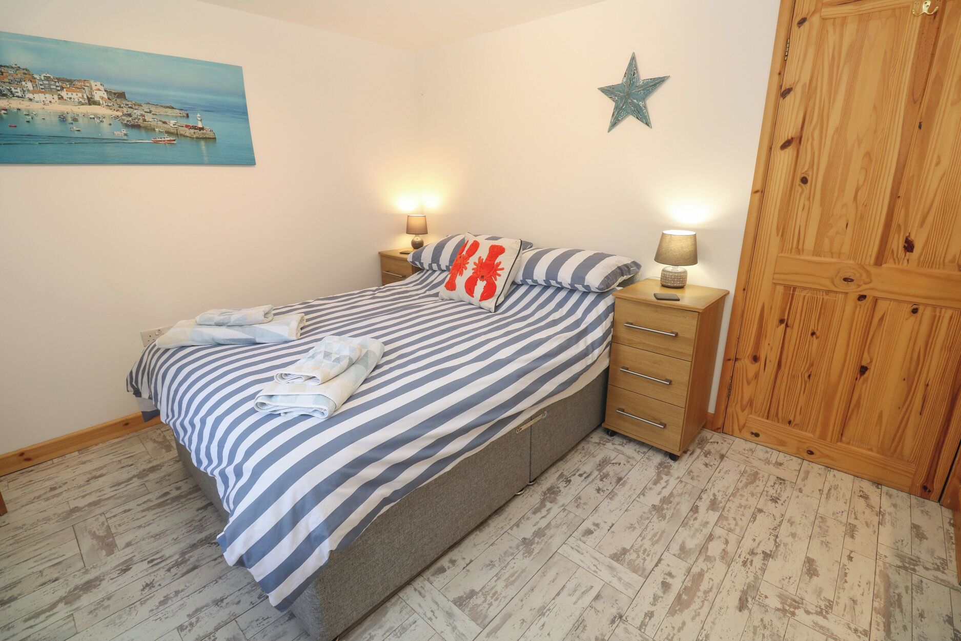 2 soverom, individuelt dekorert og individuelt innredet