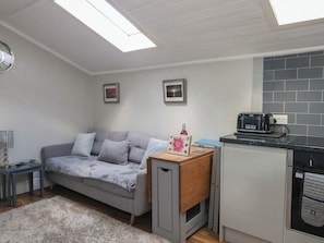 Living area - Cuillin View Apartment (Arisaig)