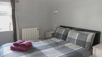 2 bedrooms, individually decorated, individually furnished, free WiFi