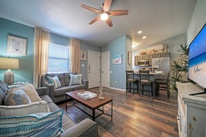 Casa (2 Bedrooms) | Interior