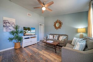 House (2 Bedrooms) | Front of property