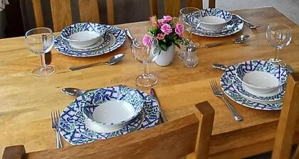 Luxury Family Lodge, Decking, Parking, Tattershall