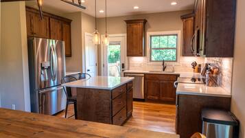 微波炉、烤箱、炉灶、洗碗机