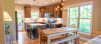 Tranquil Luxury on 6 Acres