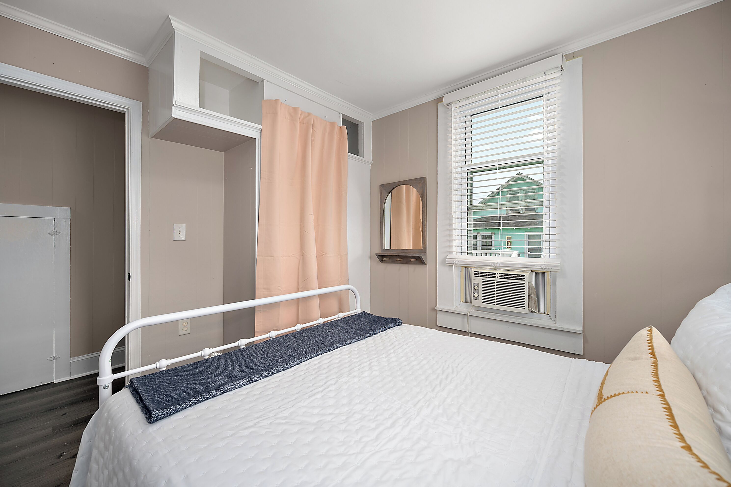 2 slaapkamers, wifi, beddengoed