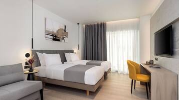 Superior Double or Twin Room | In-room safe, laptop workspace, soundproofing, iron/ironing board