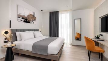 Doppia Comfort, 1 letto king, cucina | Una cassaforte in camera, postazione laptop, insonorizzazione