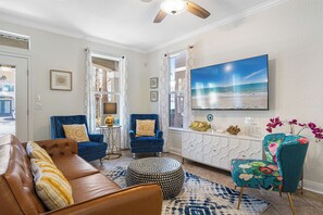 Smart TV, video games - Surf, Sand & Ultimate Relaxation at Sunshine Villa (Destin)