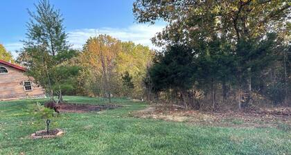 Charming 1-bedroom cottage with WiFi and AC in lovely Stamping ky