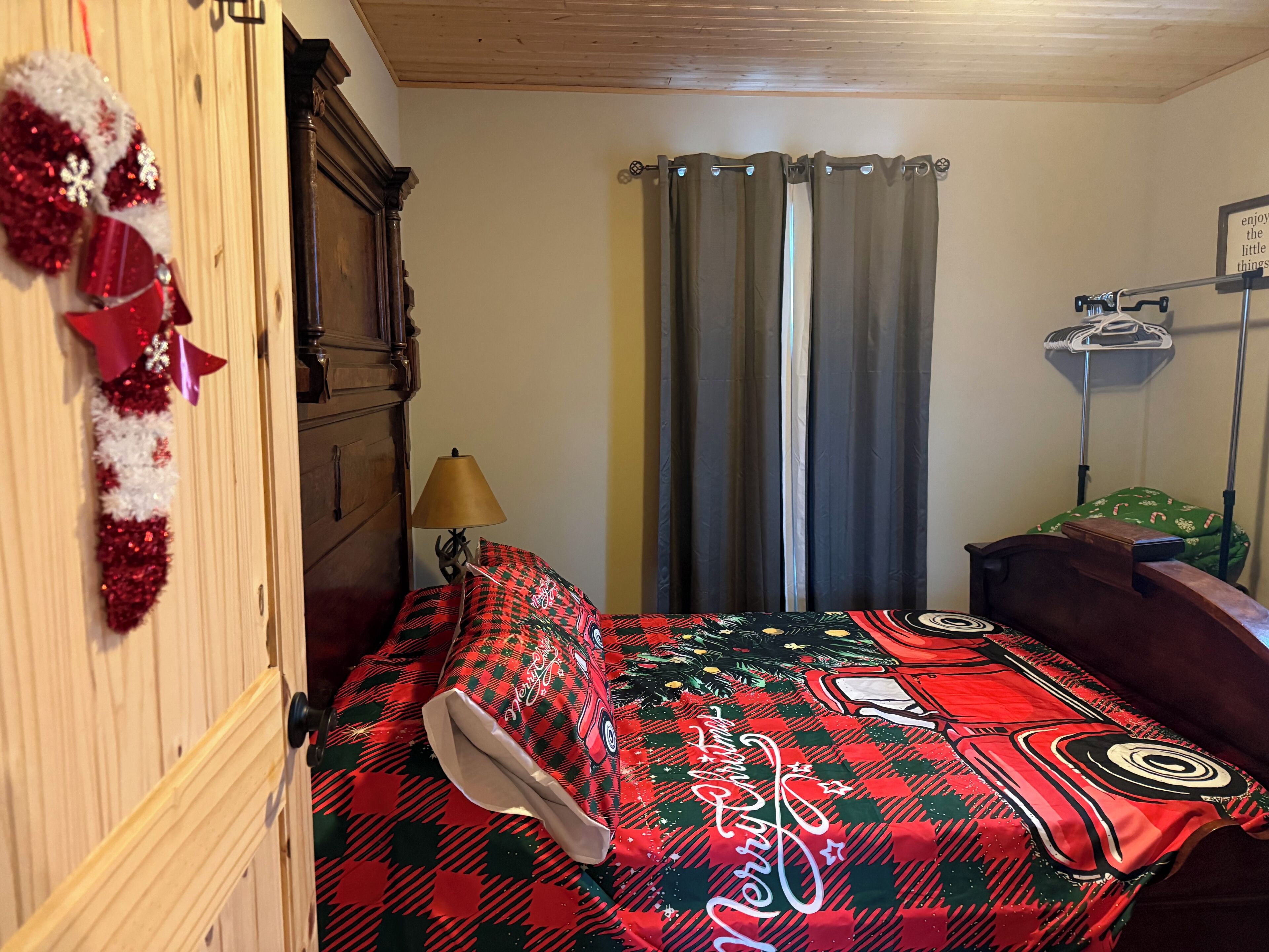 1 soverom, strykejern/-brett, reiseseng for barn og wi-fi