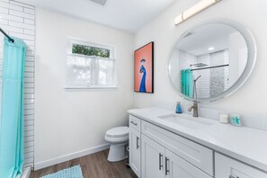 Hair dryer, towels - Heated Pool~Game Room~Firepit~Domain~Q2 Stadium (Austin)