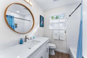 Hair dryer, towels - Heated Pool~Game Room~Firepit~Domain~Q2 Stadium (Austin)