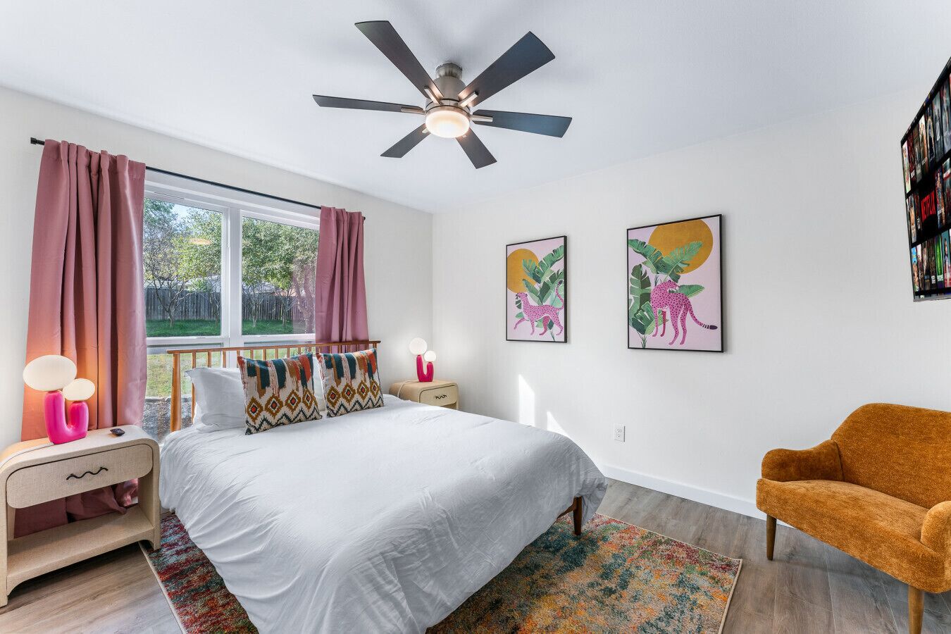 4 Schlafzimmer, Schreibtisch, Bügeleisen/Bügelbrett, Reisekinderbett