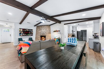 Heated Pool~Game Room~Firepit~Domain~Q2 Stadium