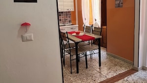 تناول الطعام