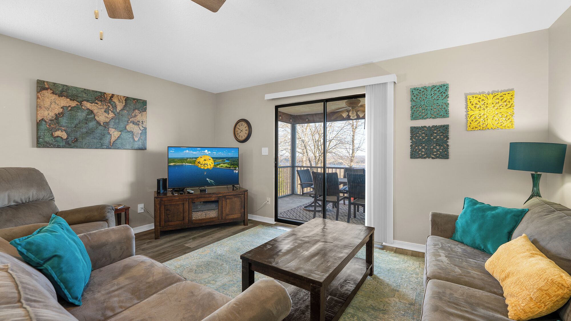 电视、电子游戏、书