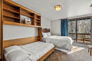 3 bedrooms, iron/ironing board, free WiFi, bed sheets - Ski In/Out Condo w/ Pool & Spa 1073 (Steamboat Springs)