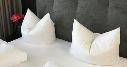 Ross Messehotel