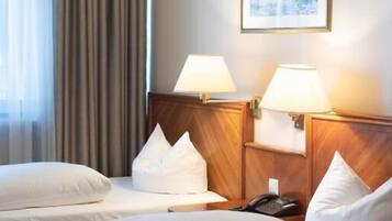 Soundproofing, free WiFi