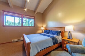 3 عدّة غرف نوم ومكواة/لوح كي وواي فاي مجانًا وملاءات أسرّة