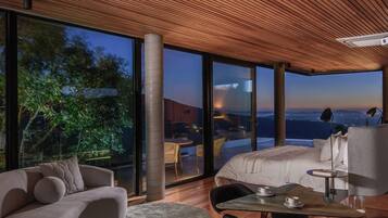 Luxury-Suite, eigener Pool, Bergblick | Verdunkelungsvorhänge, Bügeleisen/Bügelbrett, kostenloses WLAN