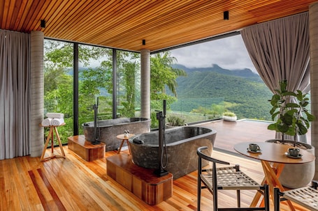 高级套房 | 深泡浴缸