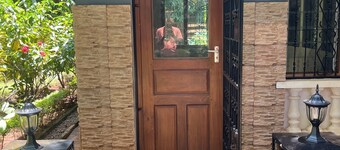 A Charming 3-bedroom home & a beautiful escape in the delightful heart of Moshi