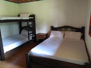 4 habitaciones y wifi gratis 