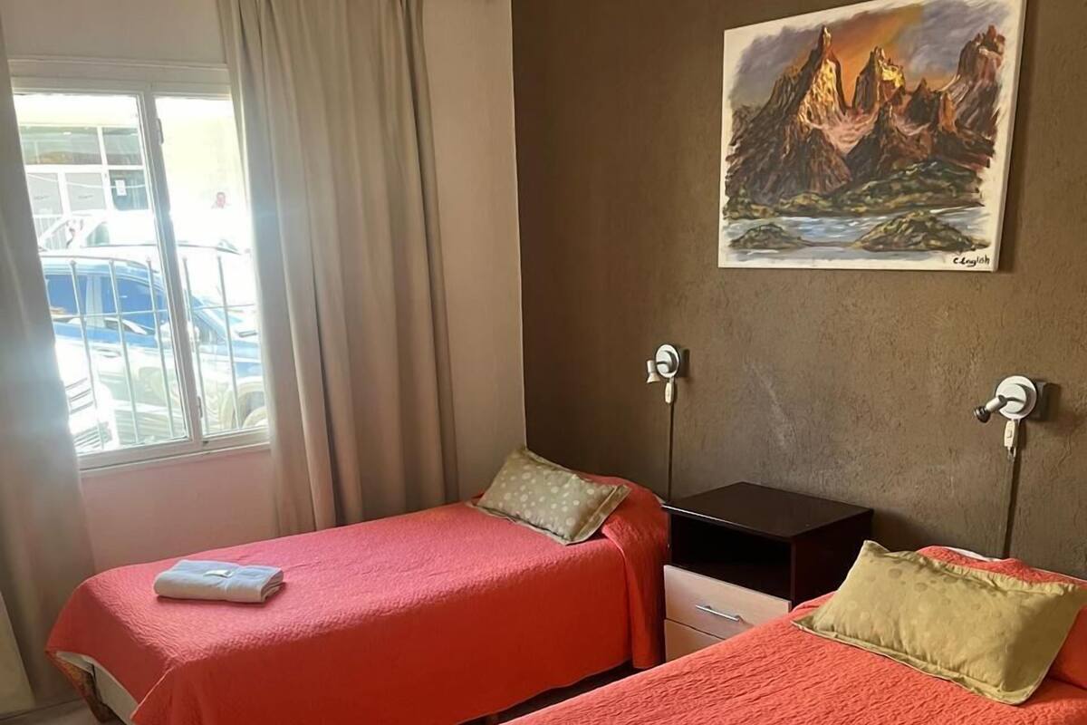 Economy-Doppelzimmer, Stadtblick | Kostenloses WLAN