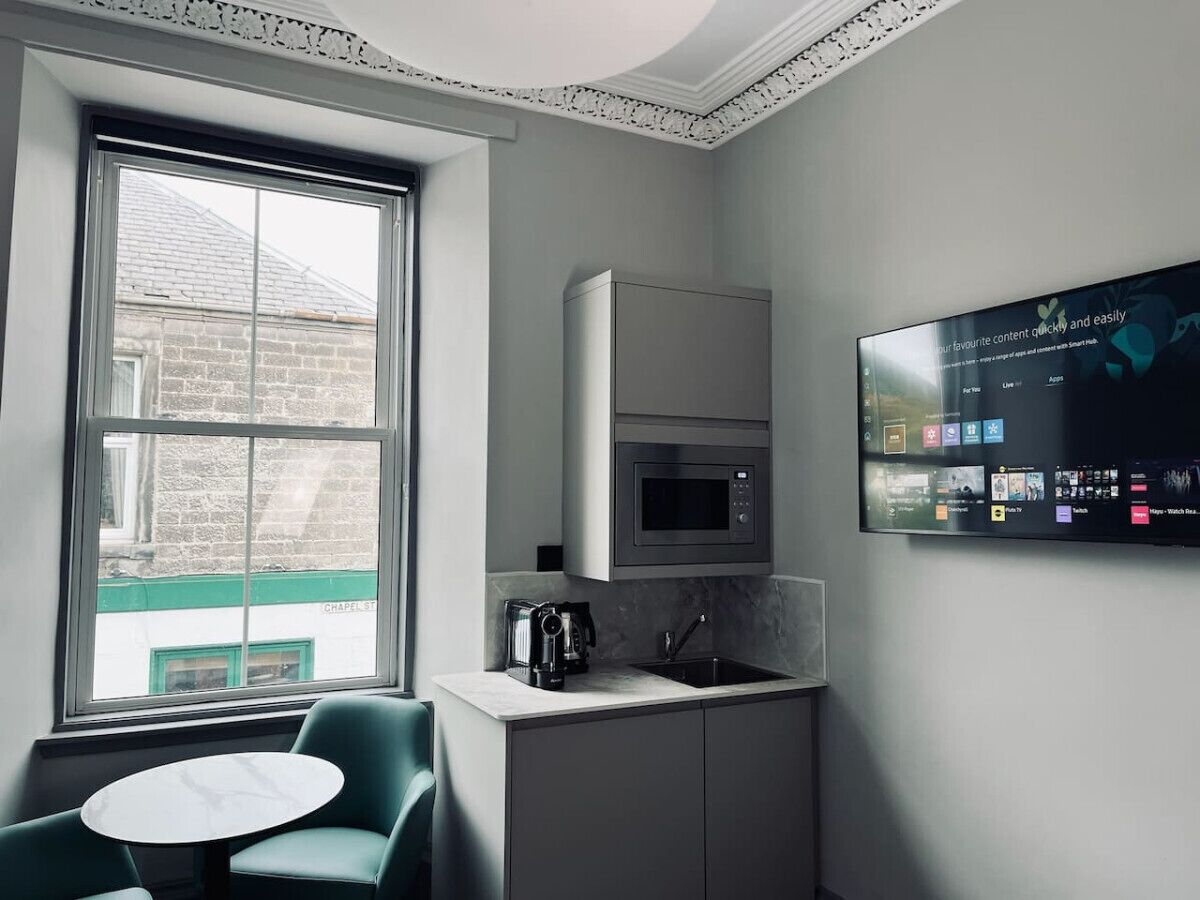 ダイニングテーブル