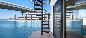 Coastal Caviar - The Ossetra - Honeymoon Suite