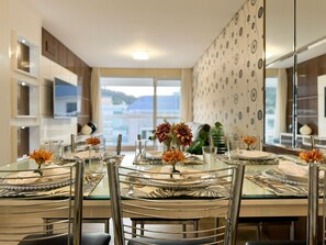 Dining - Amplo apartamento em Palmas (Governador Celso Ramos)