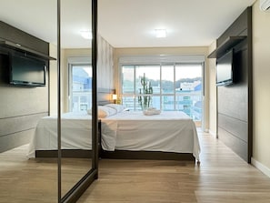 Apartment | 3 bedrooms, free WiFi - Amplo apartamento em Palmas (Governador Celso Ramos)